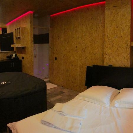 Апартаменты Le Boudoir Монруж Экстерьер фото